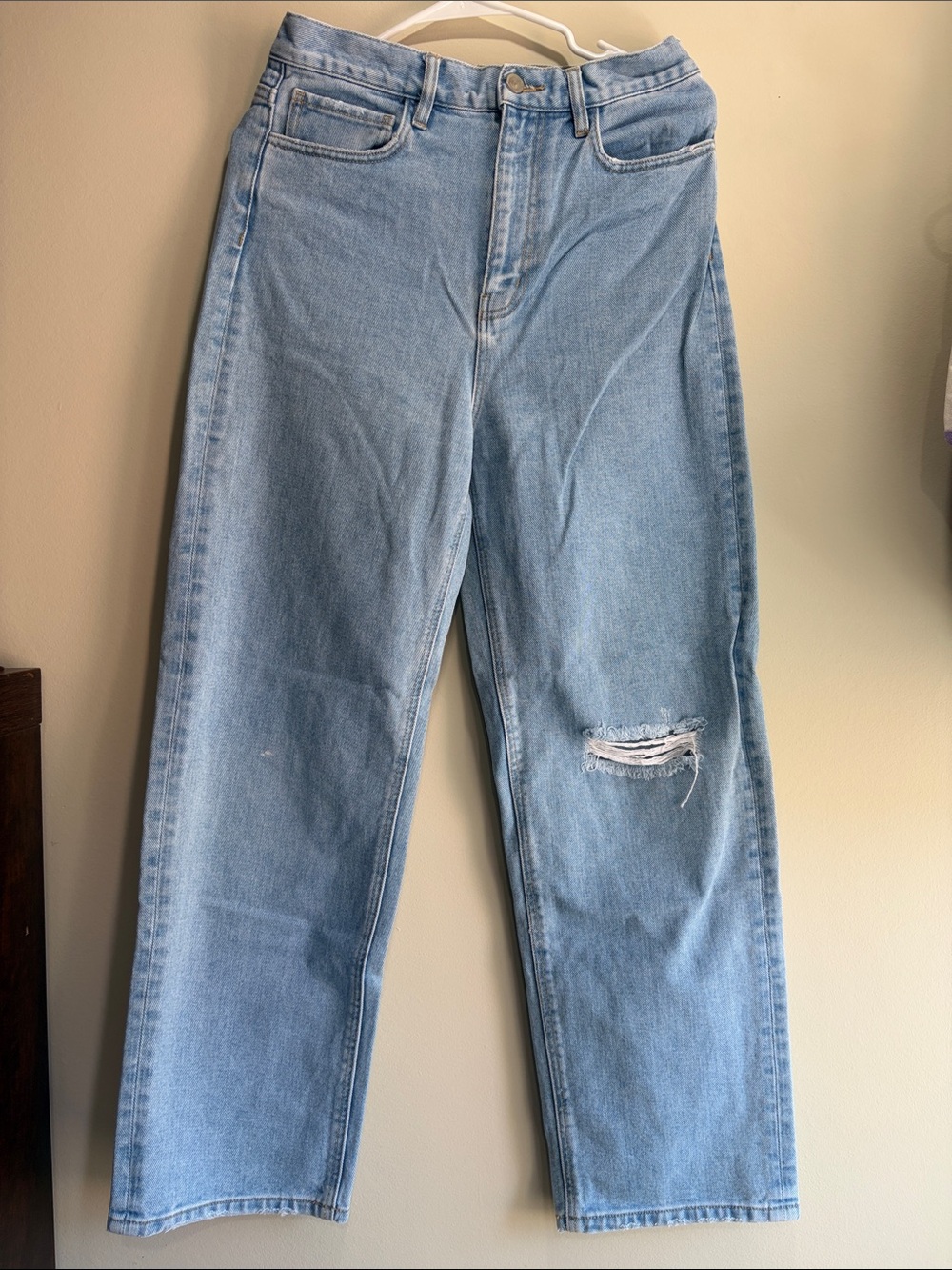 OAK + FORT Light Blue Straight-Leg Jeans with Knee Distress